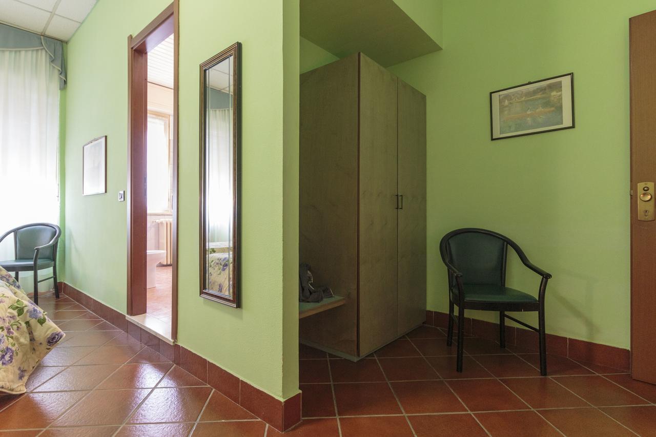 Hotel Il Telegrafo Melegnano Εξωτερικό φωτογραφία