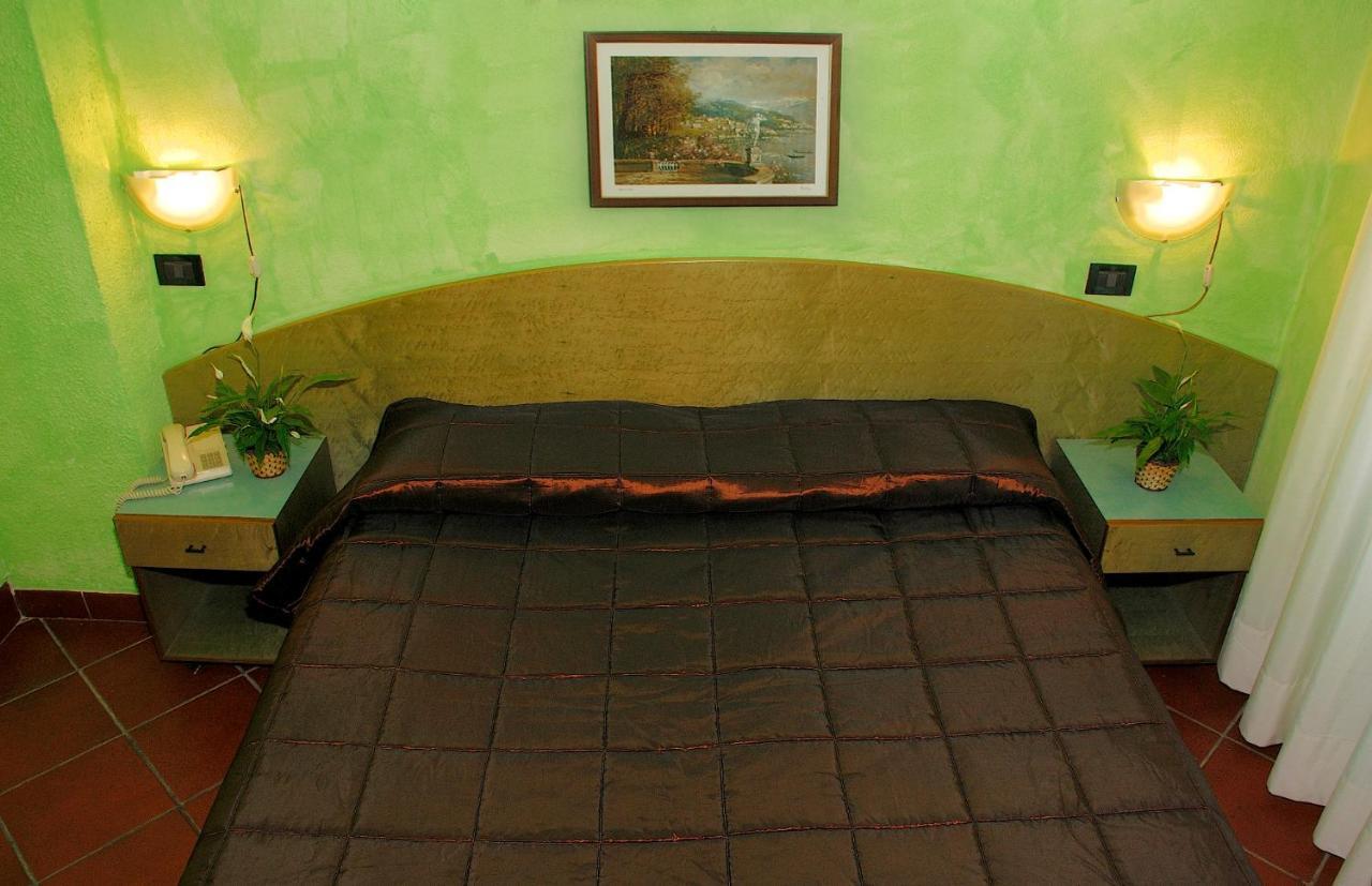 Hotel Il Telegrafo Melegnano Εξωτερικό φωτογραφία