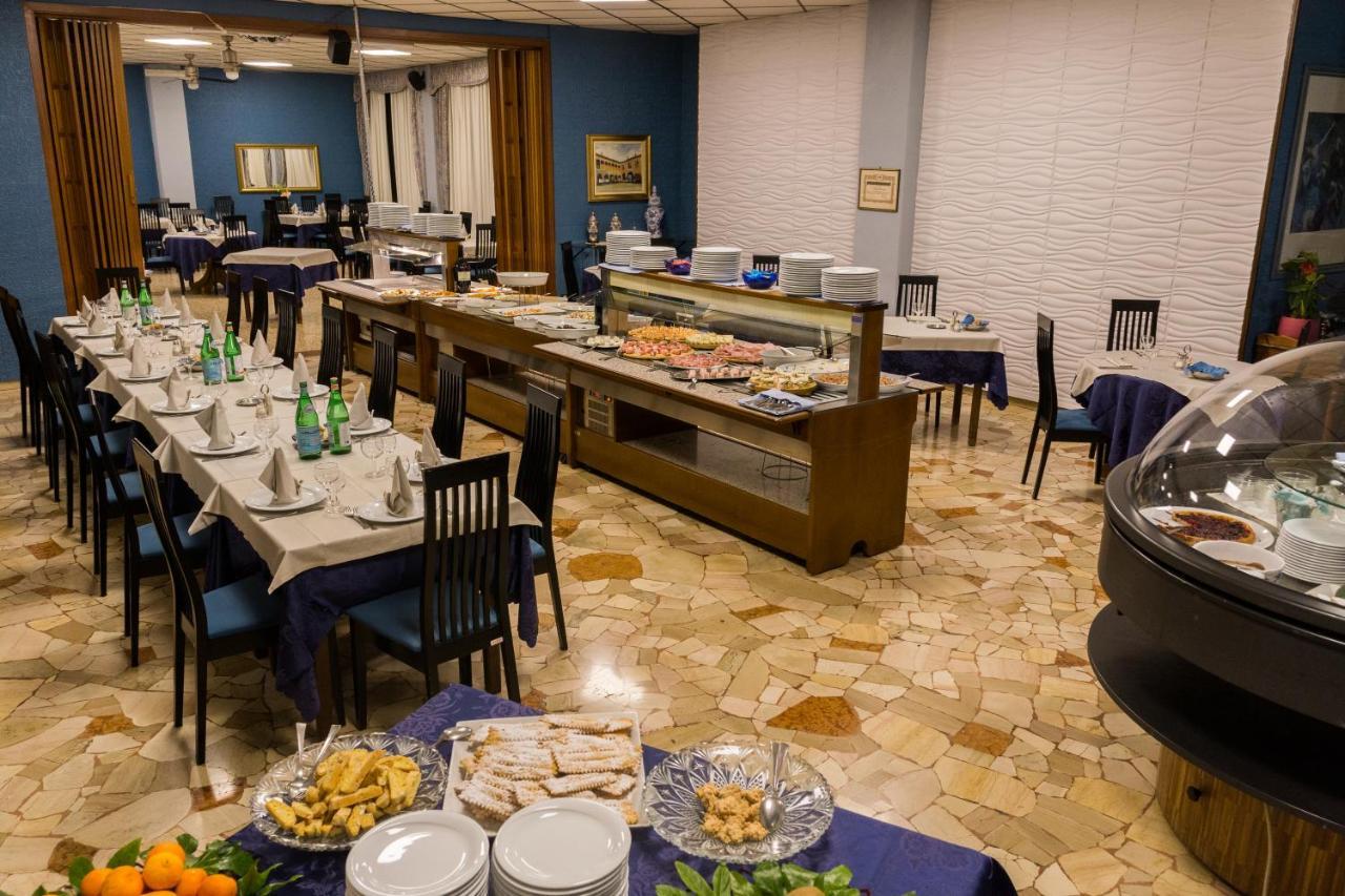 Hotel Il Telegrafo Melegnano Εξωτερικό φωτογραφία